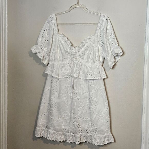 Lost + Wander White Eyelet Petals of the Sky Mini Dress Cotton Bridal Si… - Picture 2 of 12